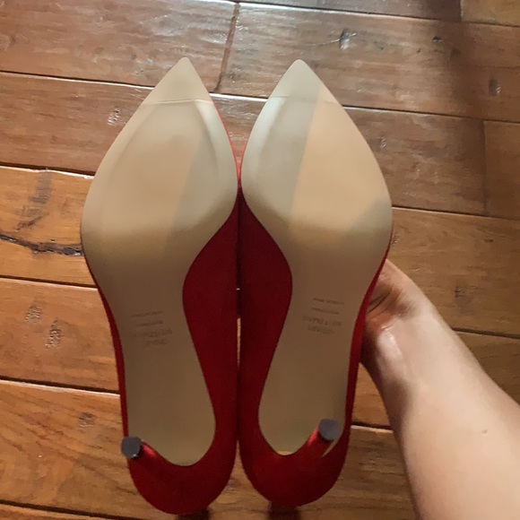 Stuart Weitzman Red Suede Leigh 95 Pump NEVER WORN! New in box - Picture 3 of 3